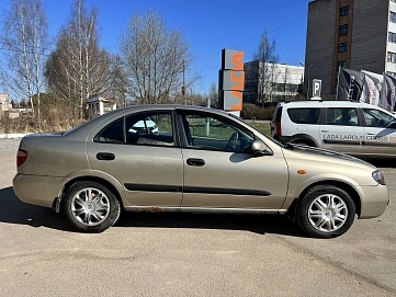 Nissan Almera, 2004г., передний привод, механика