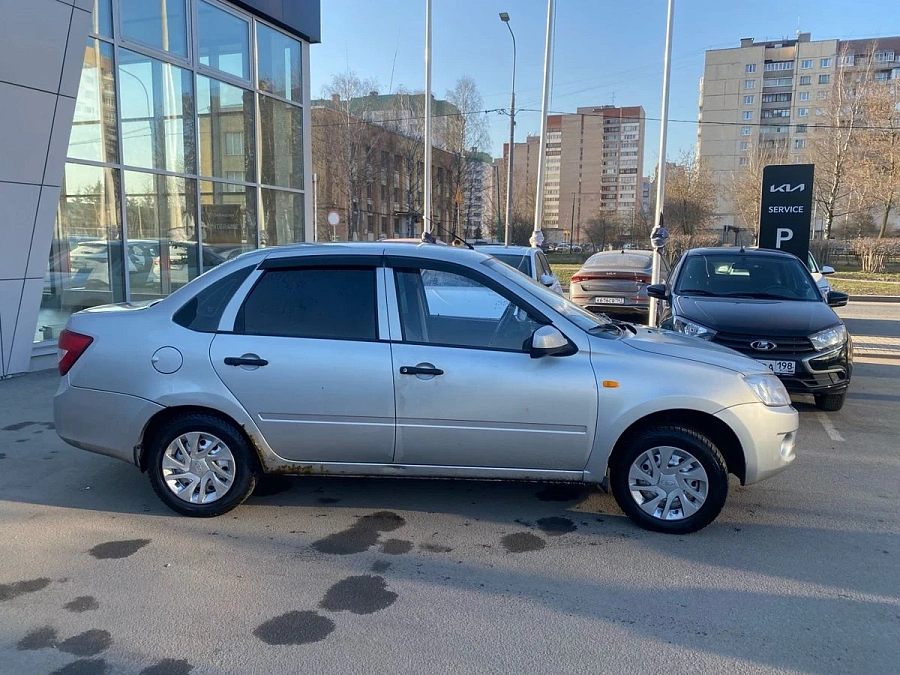 Lada (ВАЗ) Granta, 2014г., передний привод, механика