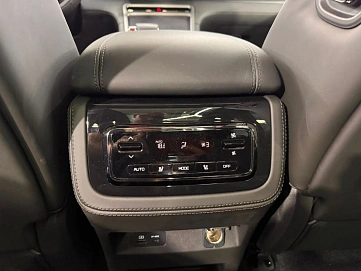 Polar Stone (Jishi) 01, 2024г, полный привод, автомат
