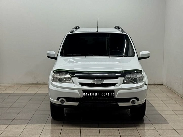 Chevrolet Niva, 2015г, полный привод, механика