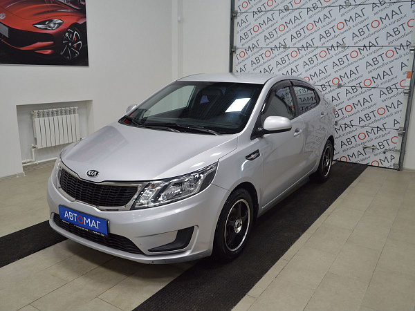 Kia Rio, 2013г., передний привод, механика