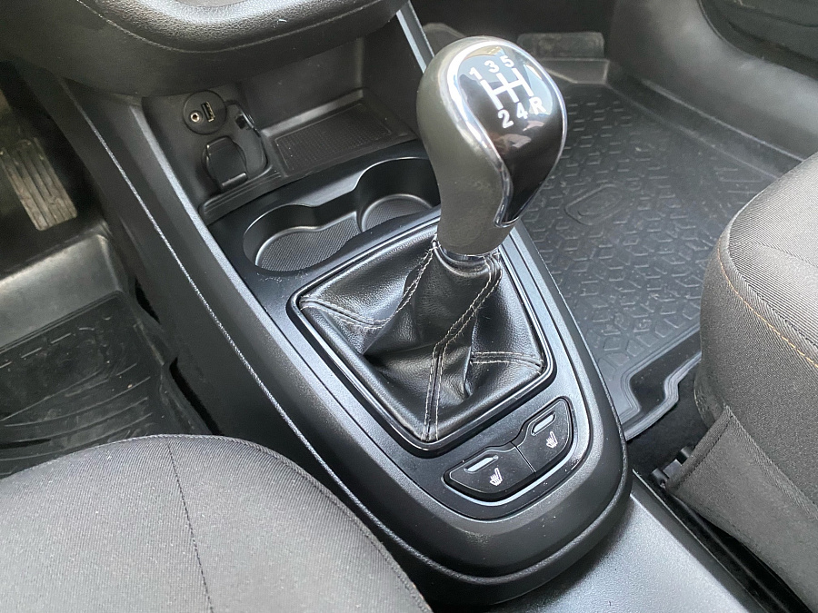 Lada (ВАЗ) Vesta, 2019г., передний привод, механика