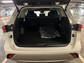 Toyota Highlander, 2025г., полный привод, автомат