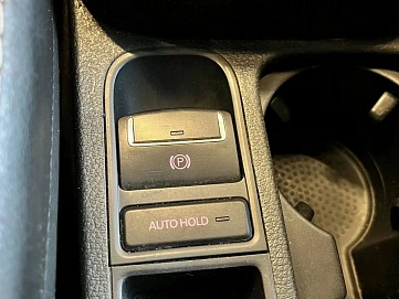 Volkswagen Tiguan, 2011г, передний привод, механика