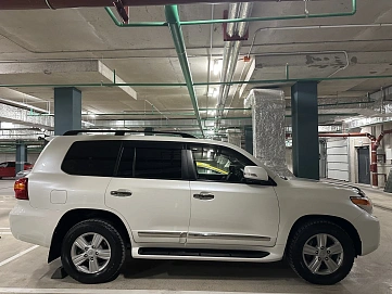 Toyota Land Cruiser, 2014г, полный привод, автомат