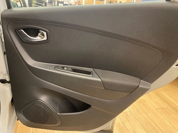 Renault Kaptur, 2022г, передний привод, вариатор