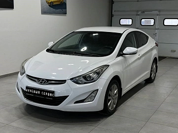 Hyundai Elantra, 2015г, передний привод, автомат