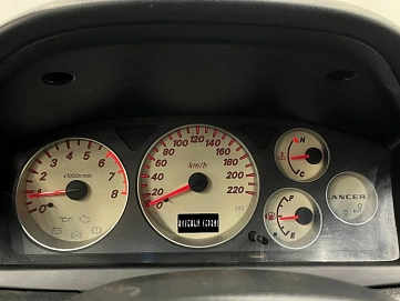 Mitsubishi Lancer, 2005г, передний привод, механика