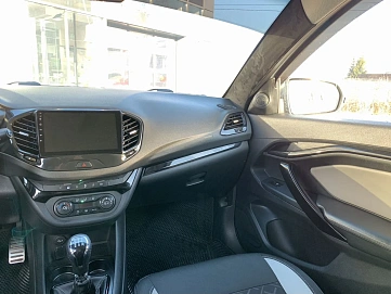 Lada (ВАЗ) Vesta, 2019г, передний привод, механика