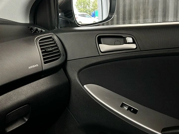 Hyundai Solaris, 2015г, передний привод, автомат