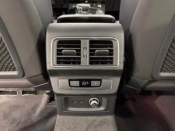 Audi Q5, 2025г, полный привод, робот