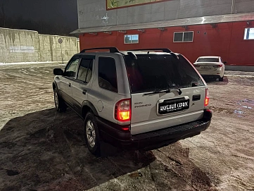Isuzu Rodeo, 2003г, задний привод, механика