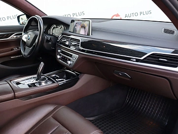 BMW , 2018г., полный привод, автомат