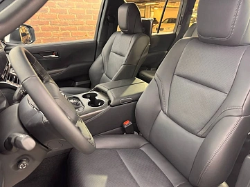 Toyota Land Cruiser, 2025г, полный привод, автомат