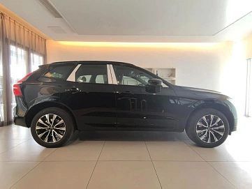 Volvo XC60, 2025г, полный привод, автомат