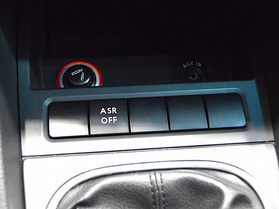 Volkswagen Jetta, 2012г., передний привод, механика