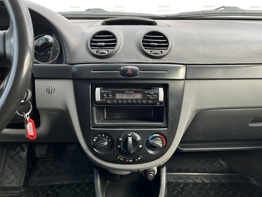 Chevrolet Lacetti, 2006г., передний привод, механика