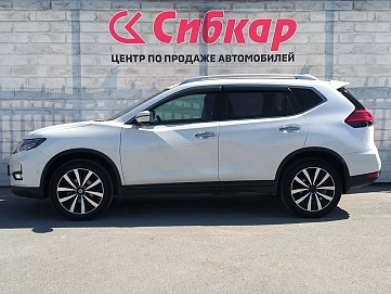 Nissan X-Trail, 2019г, полный привод, вариатор