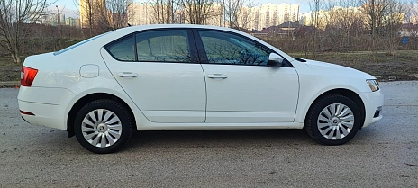 Skoda Octavia, 2020г, передний привод, робот