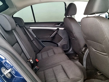 Skoda Octavia, 2011г, передний привод, механика