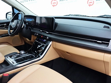 Kia Carnival, 2021г, передний привод, автомат