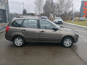 Lada (ВАЗ) Kalina, 2020г, передний привод, механика