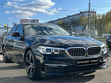BMW 5 серии, 2018г, задний привод, автомат