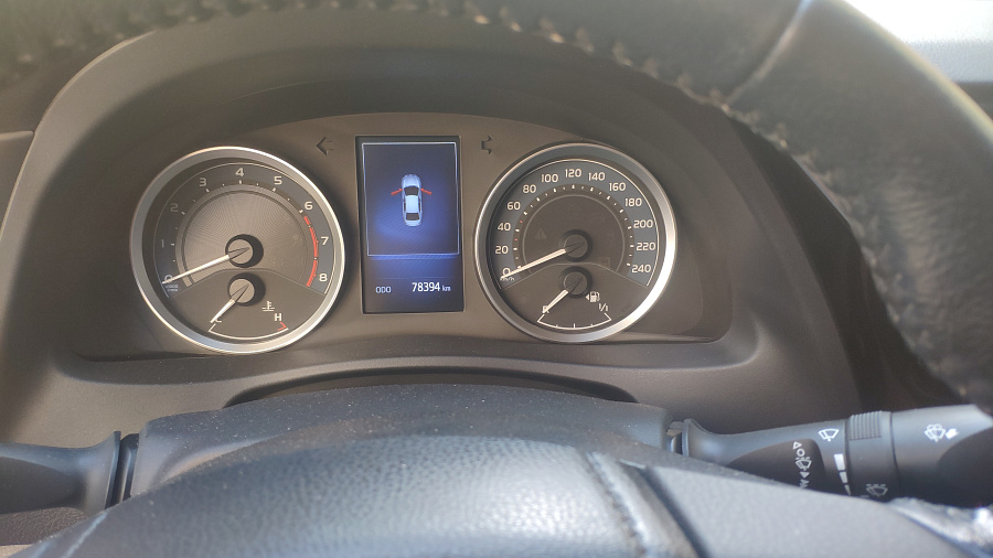 Toyota Corolla, 2018г., передний привод, вариатор