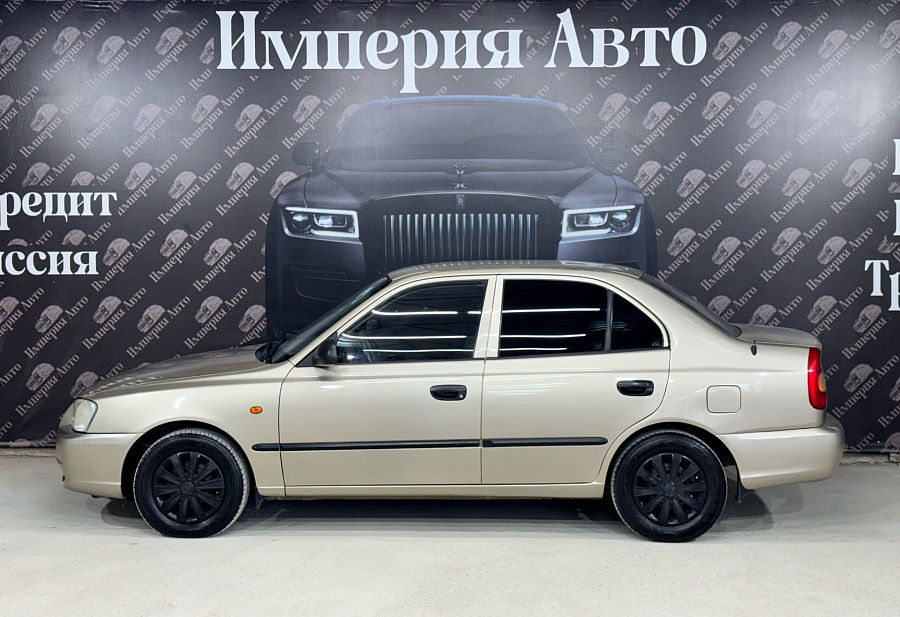 Hyundai Accent, 2003г., передний привод, автомат