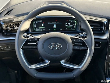 Hyundai Custin, 2024г, передний привод, автомат
