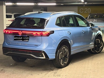 Volkswagen Tiguan, 2024г, полный привод, робот