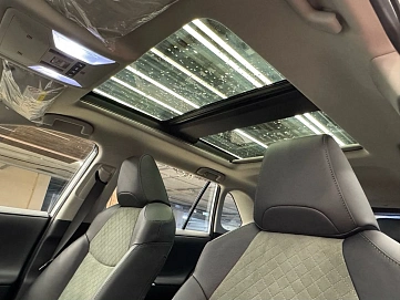 Toyota RAV4, 2025г, полный привод, вариатор