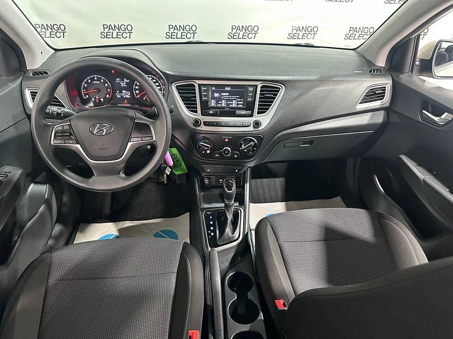 Hyundai Solaris, 2020г., передний привод, автомат