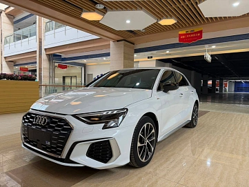 Audi A3, 2021г, передний привод, автомат