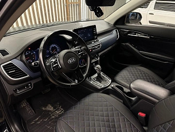 Kia Seltos, 2020г, полный привод, вариатор