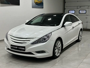 Hyundai Sonata, 2012г, передний привод, автомат