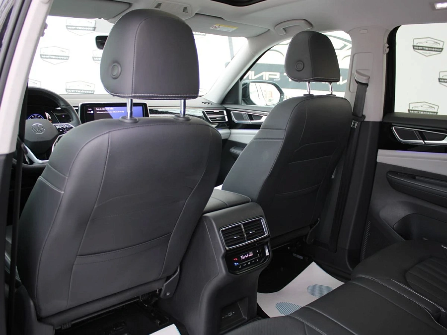Volkswagen Teramont, 2022г., полный привод, автомат