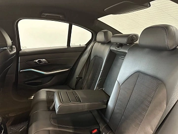 BMW 3 серии, 2019г, полный привод, автомат