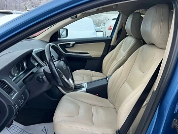 Volvo XC60, 2014г, передний привод, автомат