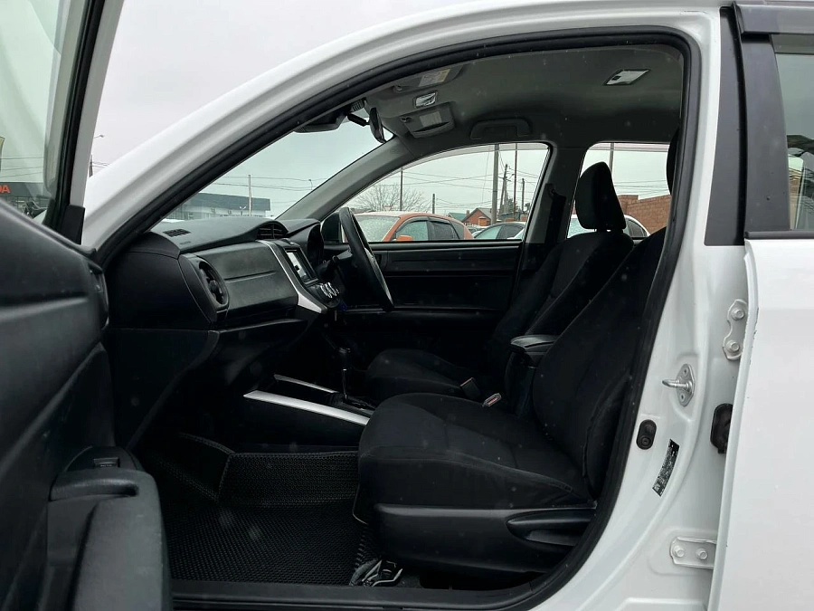 Toyota Corolla, 2017г.