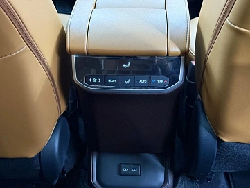 Toyota Highlander, 2025г, полный привод, автомат