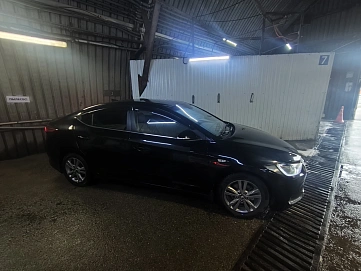 Hyundai Elantra, 2018г., передний привод, автомат