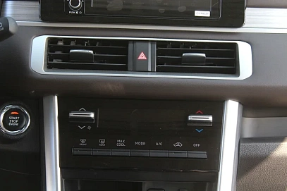 Mitsubishi Xpander, 2025г, передний привод, автомат