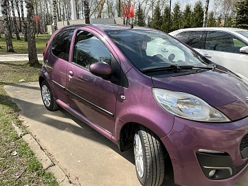 Peugeot 107, 2012г, передний привод, робот