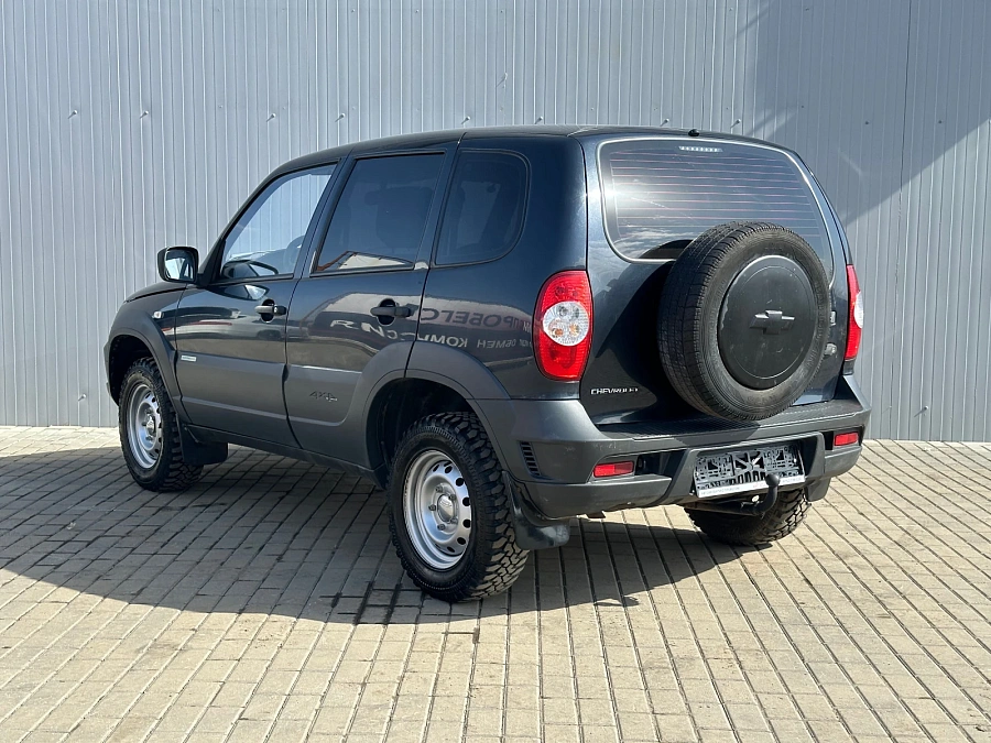 Chevrolet Niva, 2015г., полный привод, механика