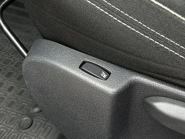 Renault Logan, 2015г, передний привод, автомат