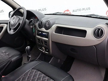 Renault Sandero, 2011г, передний привод, механика