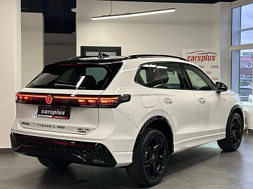 Volkswagen Tiguan, 2025г, полный привод, робот