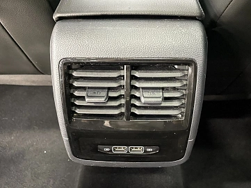 Volkswagen Jetta, 2022г, передний привод, автомат