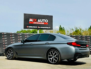 BMW 5 серии, 2020г, полный привод, автомат